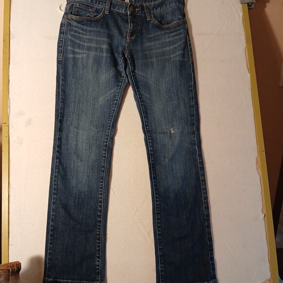 Cabi Jeans Size 8 Straight Leg Style 513 Tiny Hole Near Knee - Picture 1 of 15